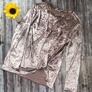 Hummingbird crushed velvet knotted front top size Small